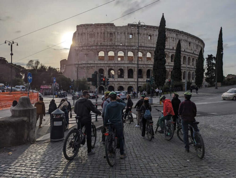 Scopri di più sull'articolo Esplora Roma, il Parco Regionale dell’Appia Antica e i Castelli Romani in Bicicletta: Due Eventi Unici per Scoprire la Capitale e la Natura Circostante